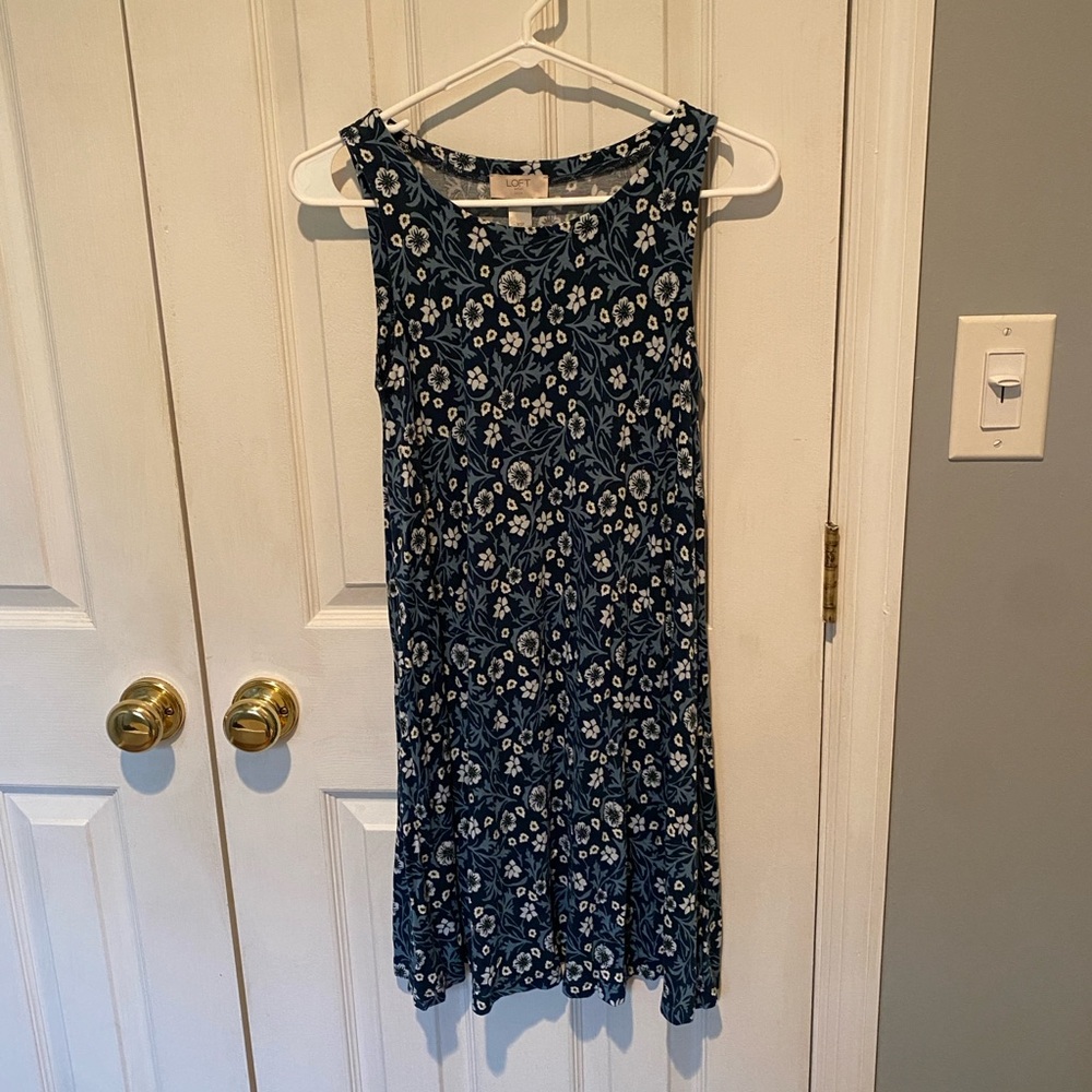 Floral Blue Sleeveless Dress